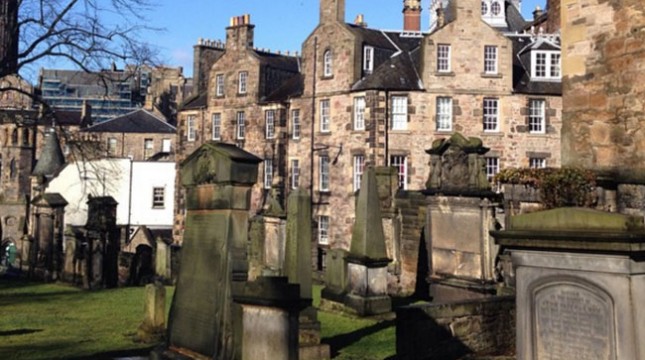 greyfriars-kirkyard2