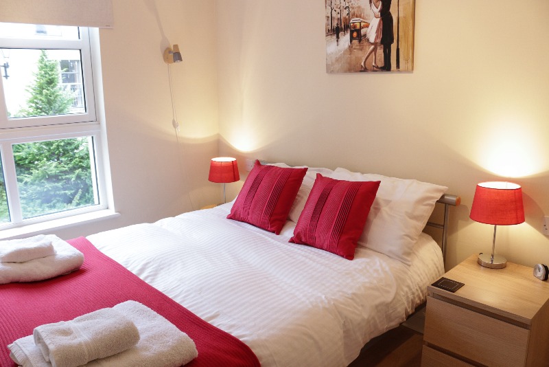 self catering apartment with parking in Edinburgh