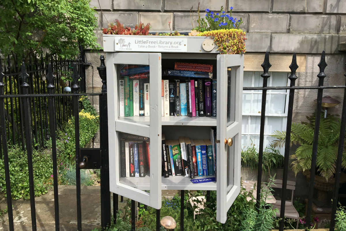 Edinburgh's smallest libraries