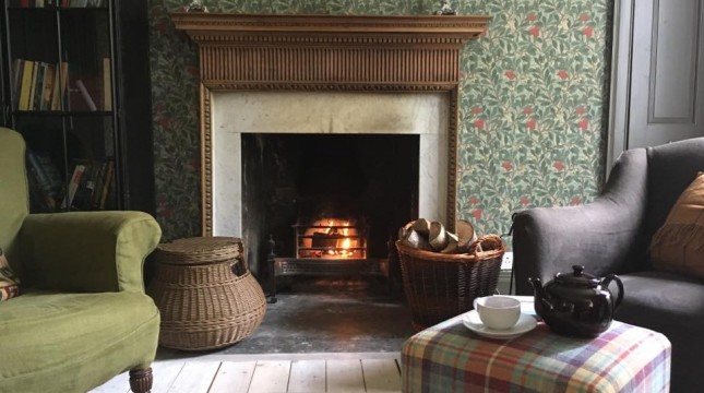 Edinburgh self catering with open fire